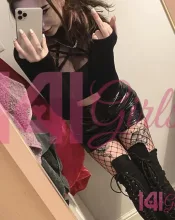 Adriana photo 4 in Hong Kong: 27 years old, european, slim, black hair, 170 cm, 51 kg, B bust