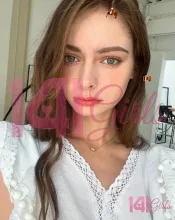 Aida photo 5 in Hong Kong: 24 years old, asian, slim, brown hair, 170 cm, 53 kg, B bust
