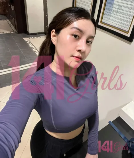 亞蘭娜 照片 1 - 香港，20 歲，纖瘦, 金髮, 160 厘米, 49 公斤, 胸圍 B