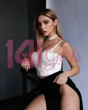 Alexandria photo 1 in Hong Kong: 25 years old, slim, blonde hair, 161 cm, 55 kg, B bust