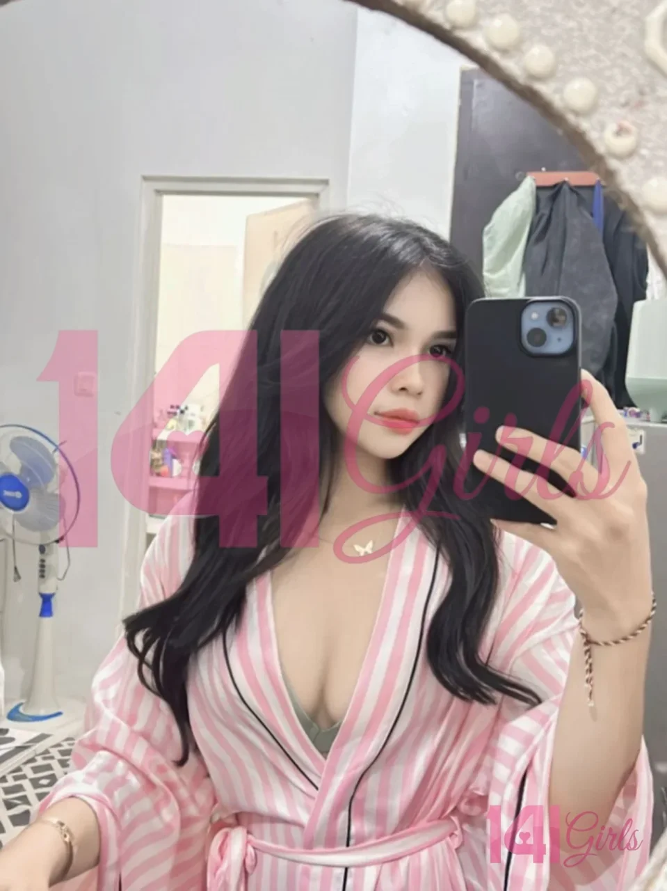 雅瑞拉 照片 3 - 香港，25 歲，亞洲, 纖瘦, 黑髮, 157 厘米, 43 公斤, 胸圍 B