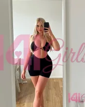Athena photo 1 in Hong Kong: 23 years old, latina, slim, blonde hair, 168 cm, 52 kg, D bust