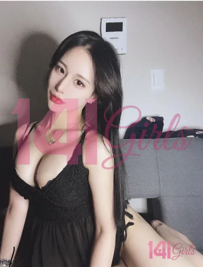 布琳娜 照片 3 - 香港，25 歲，纖瘦, 黑髮, 166 厘米, 48 公斤, 胸圍 C