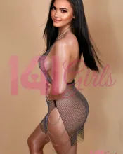 Clarissa photo 3 in Hong Kong: 24 years old, european, slim, black hair, 160 cm, 50 kg, D bust