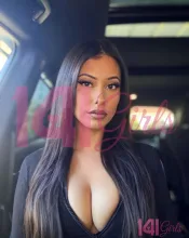 Danielle photo 4 in Hong Kong: 31 years old, curvy, black hair, 170 cm, 88 kg, D bust
