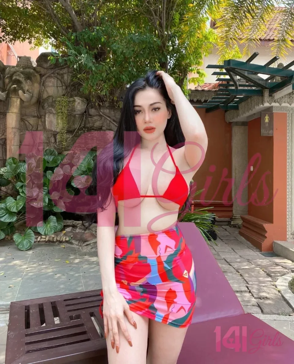 Delia photo 3 in Hong Kong: 23 years old, asian, regular, black hair, 165 cm, 54 kg, B bust