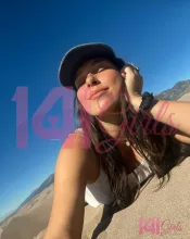 Diana photo 3 in Hong Kong: 24 years old, european, slim, black hair, 155 cm, 45 kg, B bust