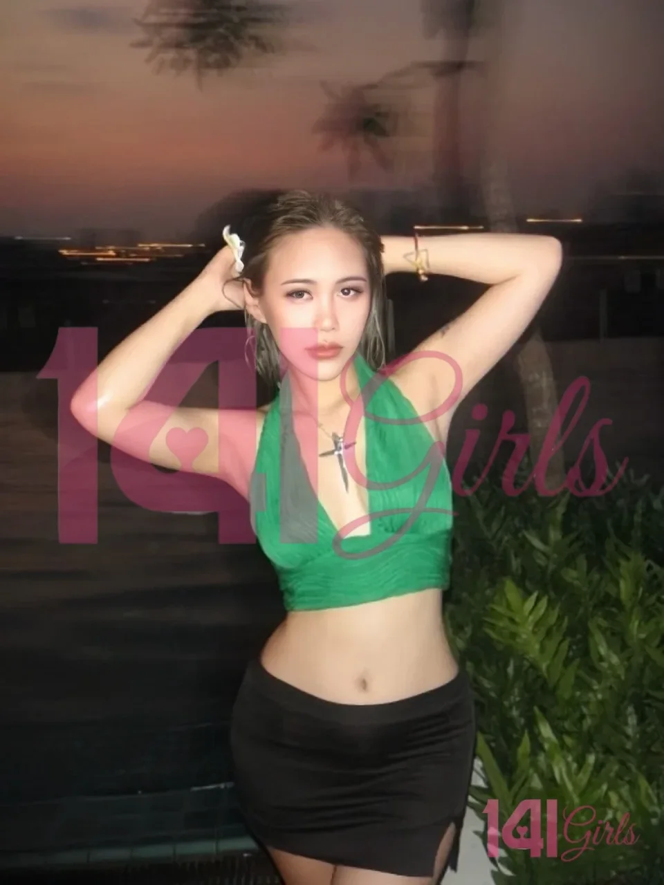 埃莉諾 照片 2 - 香港，26 歲，亞洲, 纖瘦, 黑髮, 165 厘米, 50 公斤, 胸圍 C