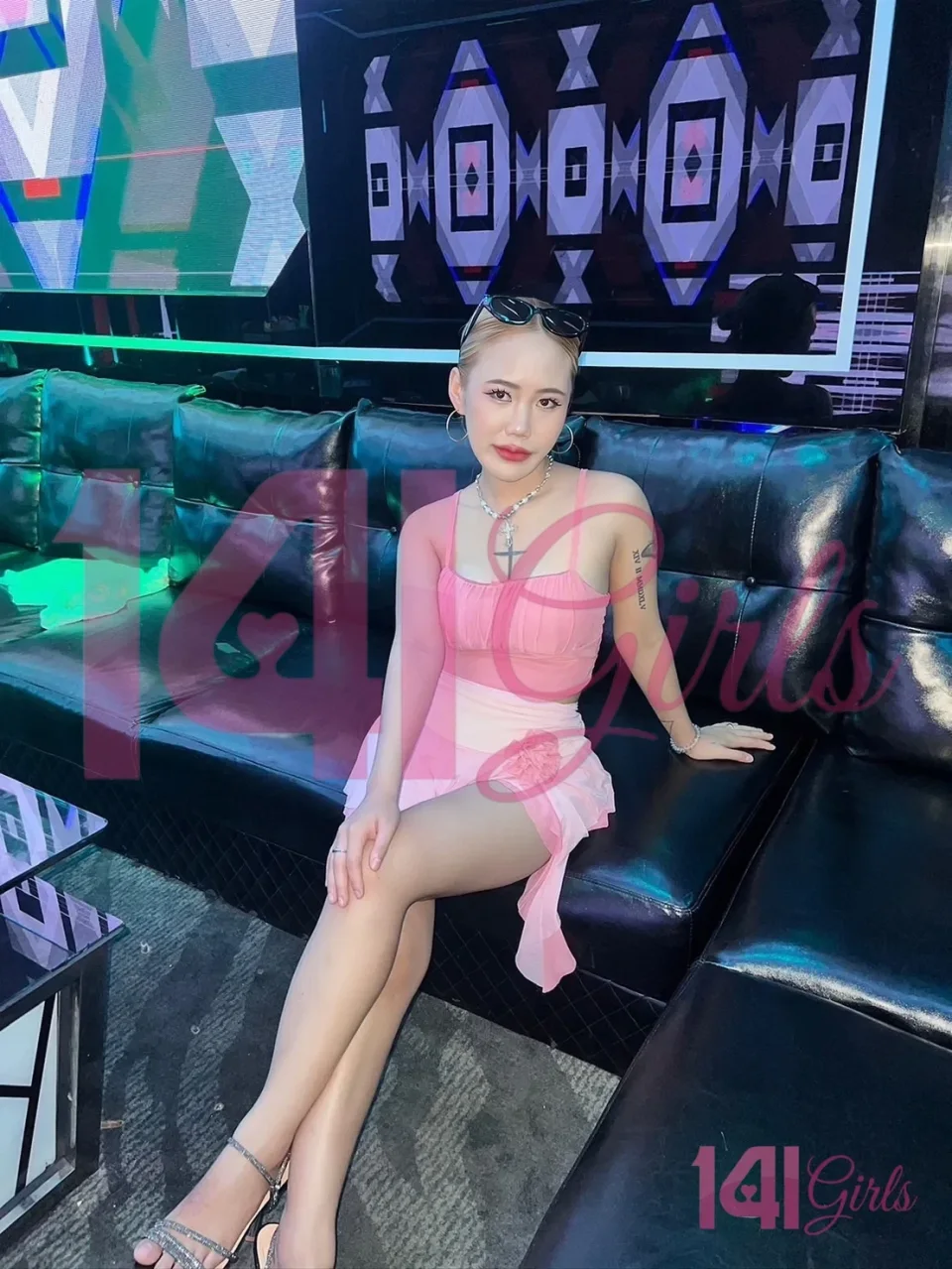 埃莉諾 照片 9 - 香港，26 歲，亞洲, 纖瘦, 黑髮, 165 厘米, 50 公斤, 胸圍 C