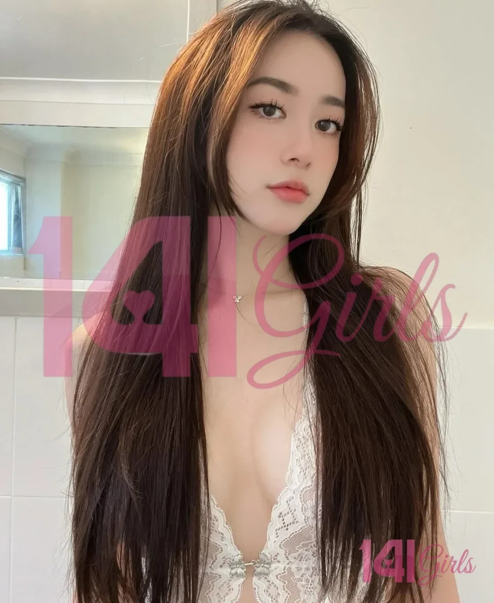 艾莉絲 照片 5 - 香港，21 歲，亞洲, 纖瘦, 黑髮, 165 厘米, 49 公斤, 胸圍 C