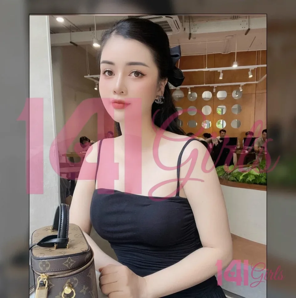 艾洛伊絲 照片 8 - 香港，25 歲，阿拉伯, 曲線, 黑髮, 167 厘米, 51 公斤, 胸圍 E