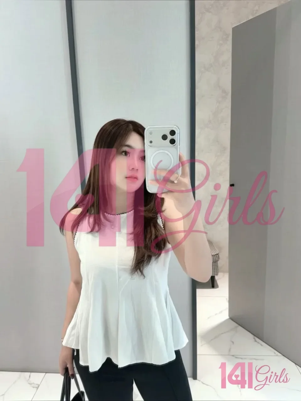艾莎 照片 7 - 香港，24 歲，亞洲, 纖瘦, 黑髮, 167 厘米, 50 公斤, 胸圍 B