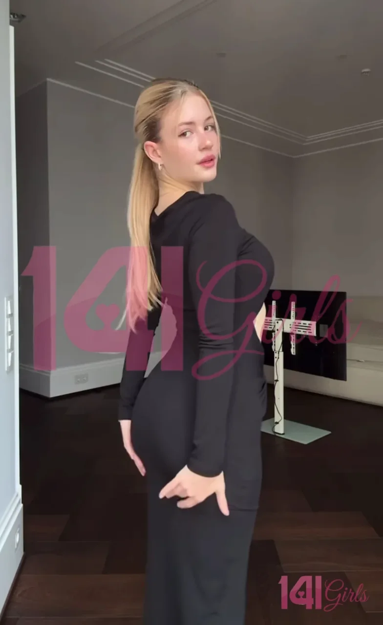 Emma photo 4 in Hong Kong: 33 years old, asian, regular, blonde hair, 170 cm, 55 kg, C bust