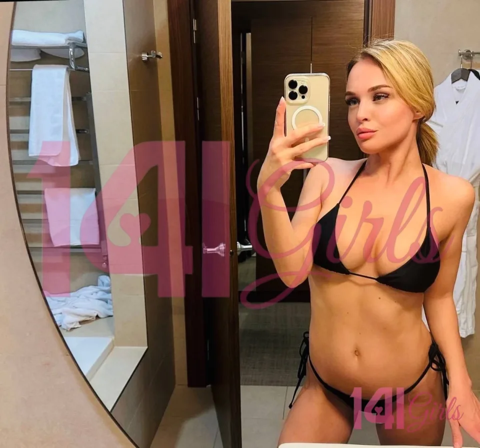 Eva photo 5 in Hong Kong: 26 years old, european, slim, blonde hair, 177 cm, 56 kg, C bust