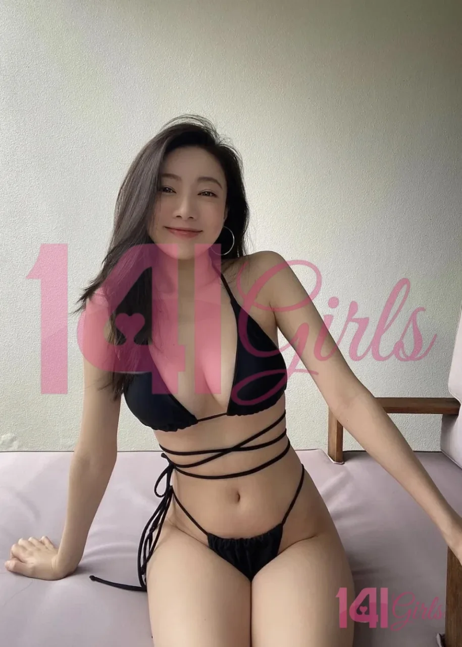 Freya photo 2 in Hong Kong: 26 years old, slim, black hair, 164 cm, 55 kg, C bust