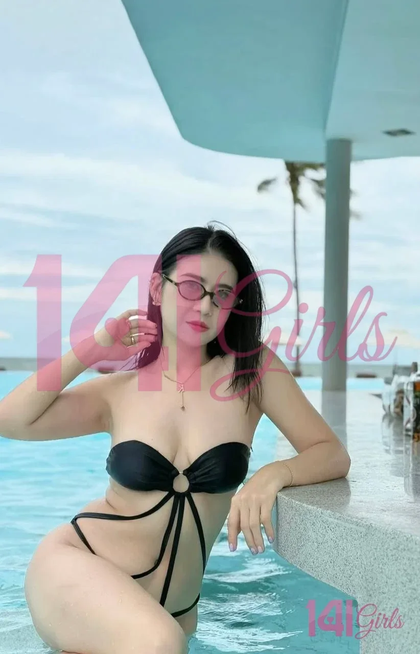 婕拉丁 — 封面相片