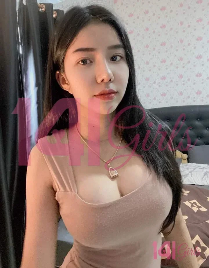 哈莉葉 照片 4 - 香港，23 歲，纖瘦, 黑髮, 163 厘米, 53 公斤, 胸圍 C