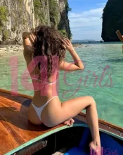 Jasmine photo 2 in Hong Kong: 21 years old, european, slim, brown hair, 168 cm, 53 kg, B bust
