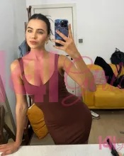 Jasmine photo 4 in Hong Kong: 21 years old, european, slim, brown hair, 168 cm, 53 kg, B bust