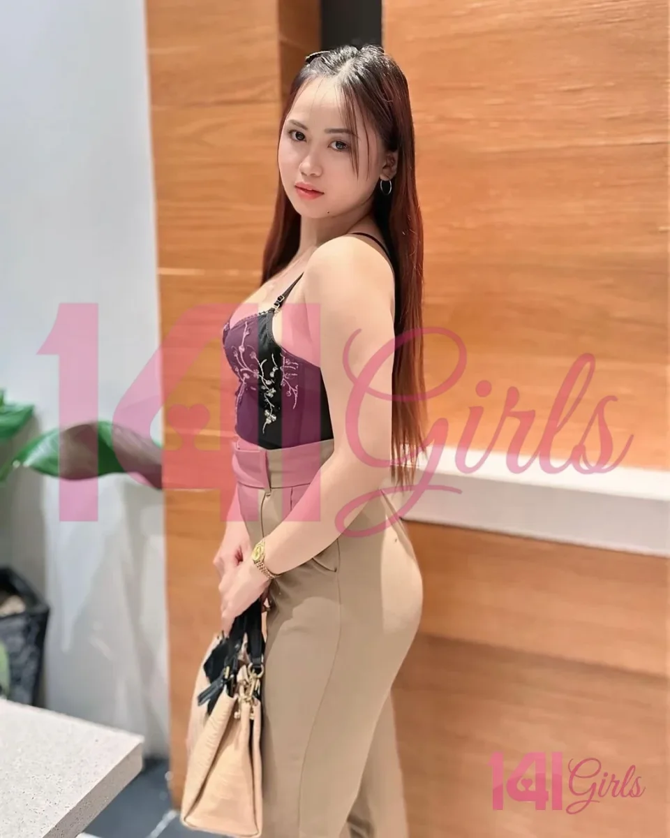 婕拉 照片 2 - 香港，26 歲，亞洲, 纖瘦, 啡髮, 156 厘米, 55 公斤, 胸圍 C