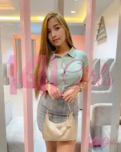 Kaori photo 2 in Hong Kong: 25 years old, asian, slim, black hair, 162 cm, 52 kg, C bust