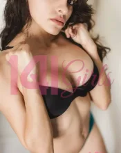 Karen photo 2 in Hong Kong: 25 years old, asian, regular, blonde hair, 167 cm, 60 kg, B bust