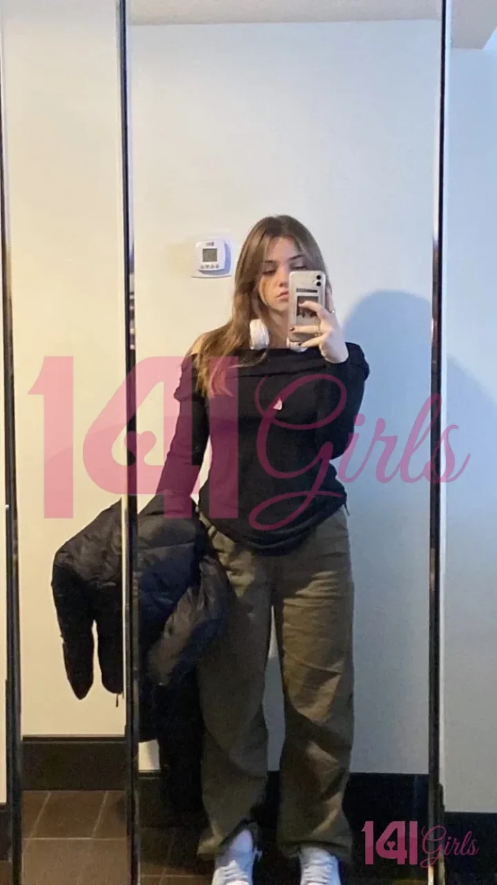 Kathryn photo 3 in Hong Kong: 27 years old, asian, regular, black hair, 172 cm, 68 kg, B bust