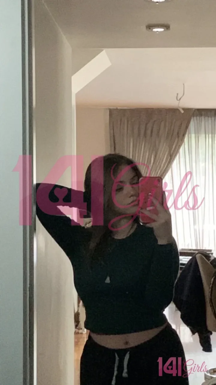 Kathryn photo 4 in Hong Kong: 27 years old, asian, regular, black hair, 172 cm, 68 kg, B bust