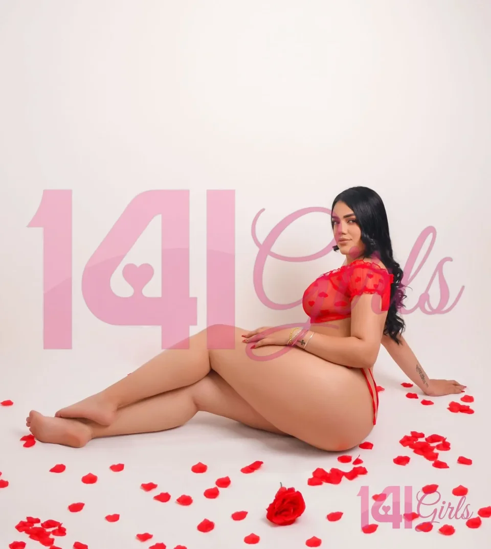 Kenna photo 7 in Hong Kong: 28 years old, asian, curvy, black hair, 170 cm, 44 kg, C bust