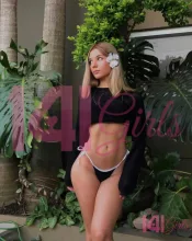 Kimberly photo 2 in Hong Kong: 29 years old, asian, slim, blonde hair, 170 cm, 50 kg, B bust