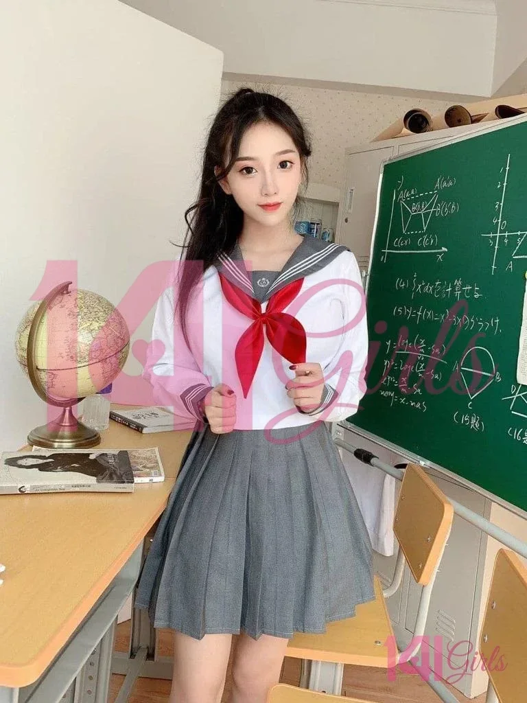 蘿拉 照片 2 - 香港，25 歲，亞洲, 纖瘦, 黑髮, 165 厘米, 53 公斤, 胸圍 C