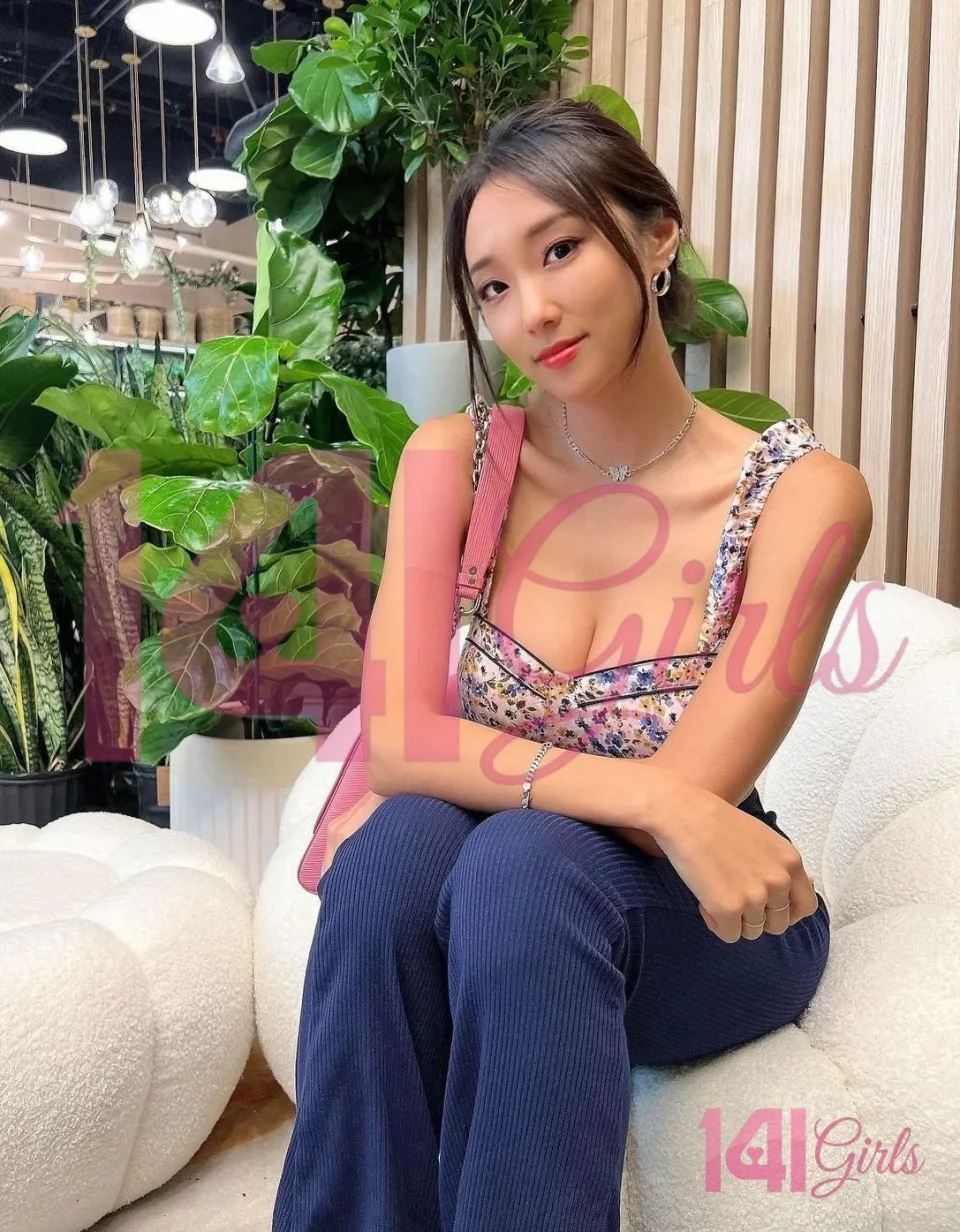 蘿蕾 照片 9 - 香港，22 歲，亞洲, 纖瘦, 黑髮, 164 厘米, 40 公斤, 胸圍 C