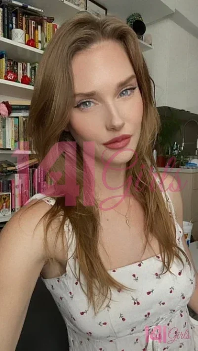 Lena photo 3 in Hong Kong: 26 years old, asian, regular, blonde hair, 167 cm, 67 kg, C bust