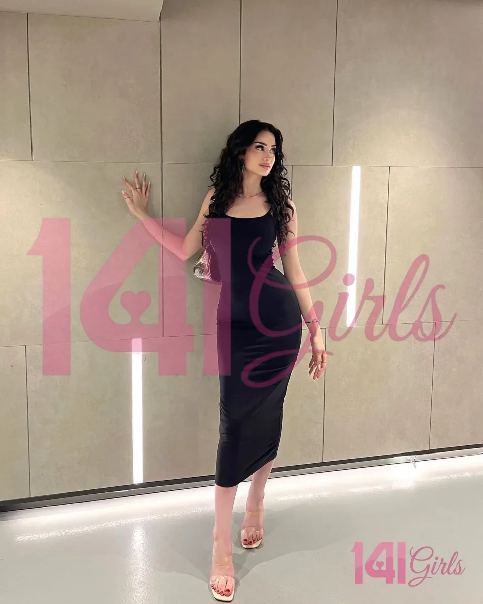 Lucille photo 3 in Hong Kong: 25 years old, slim, black hair, 165 cm, 52 kg, B bust