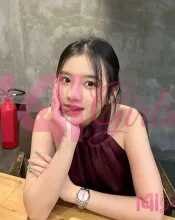瑪姬 照片 1 - 香港，24 歲，亞洲, 纖瘦, 黑髮, 165 厘米, 49 公斤, 胸圍 B