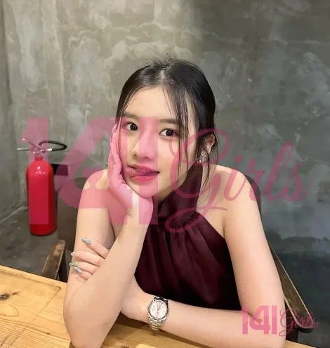瑪姬 照片 1 - 香港，24 歲，亞洲, 纖瘦, 黑髮, 165 厘米, 49 公斤, 胸圍 B