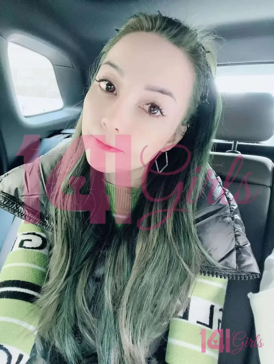 瑪洛莉 照片 4 - 香港，28 歲，亞洲, 纖瘦, 啡髮, 160 厘米, 45 公斤, 胸圍 C