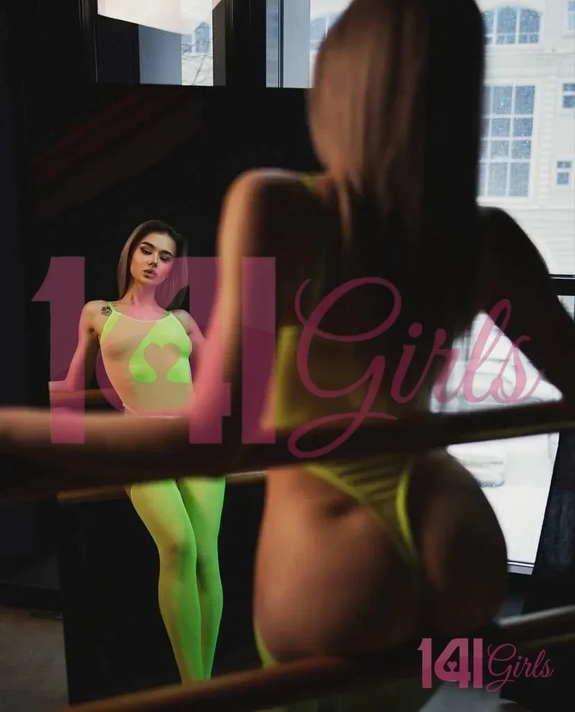 Mary photo 6 in Hong Kong: 22 years old, slim, blonde hair, 168 cm, 50 kg, B bust