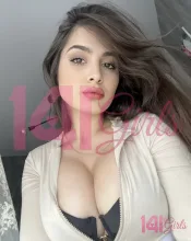 Nana photo 1 in Hong Kong: 20 years old, european, slim, brown hair, 170 cm, 55 kg, C bust