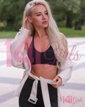 娜雅 照片 2 - 香港，26 歲，亞洲, 纖瘦, 金髮, 168 厘米, 53 公斤, 胸圍 B