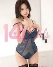 Nellie photo 3 in Hong Kong: 26 years old, asian, slim, black hair, 165 cm, 52 kg, C bust