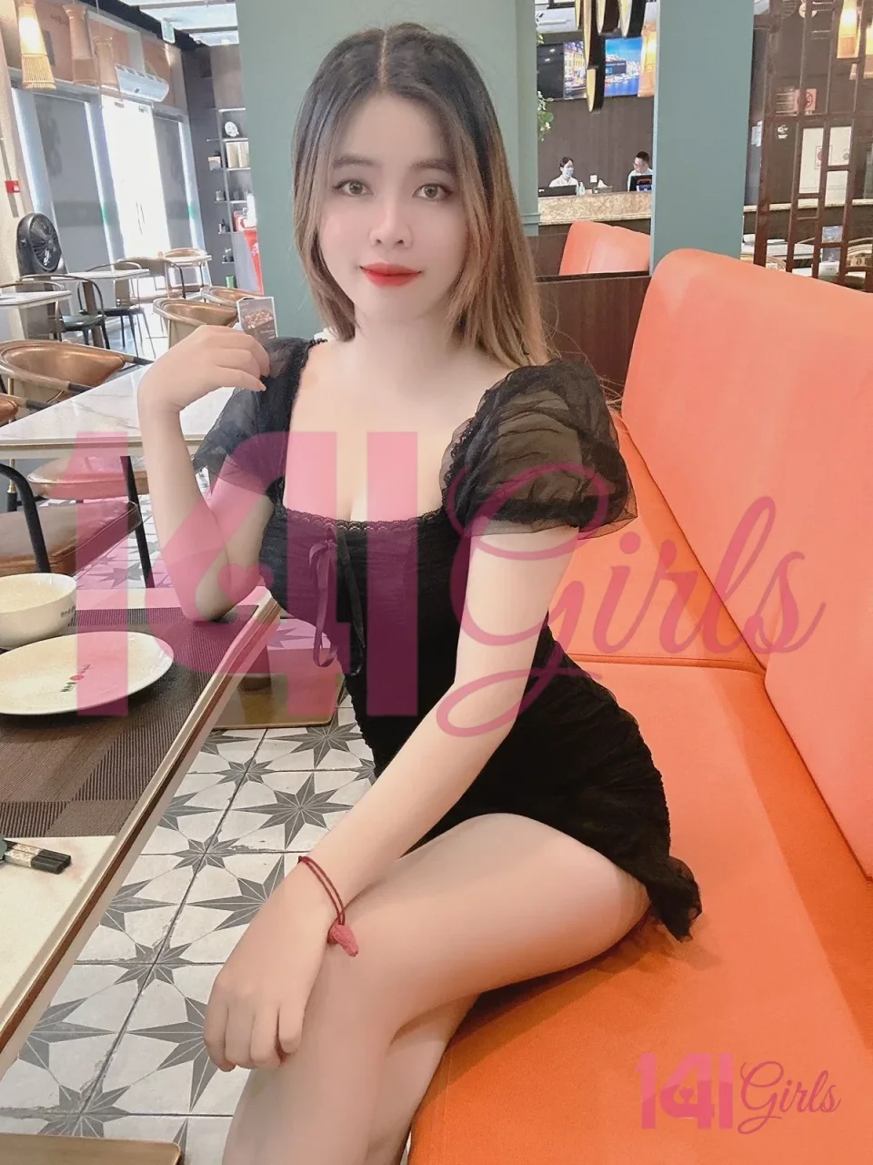 諾拉 照片 9 - 香港，23 歲，亞洲, 標準, 黑髮, 167 厘米, 59 公斤, 胸圍 D