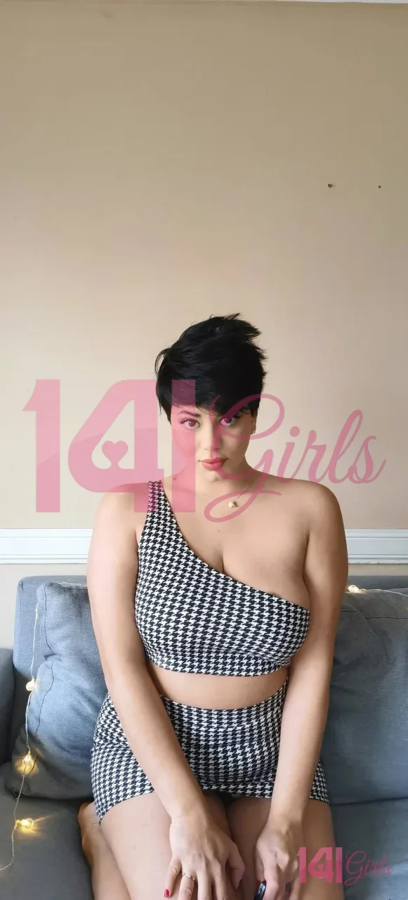 Nozomi photo 3 in Hong Kong: 31 years old, slim, black hair, 172 cm, 52 kg, C bust