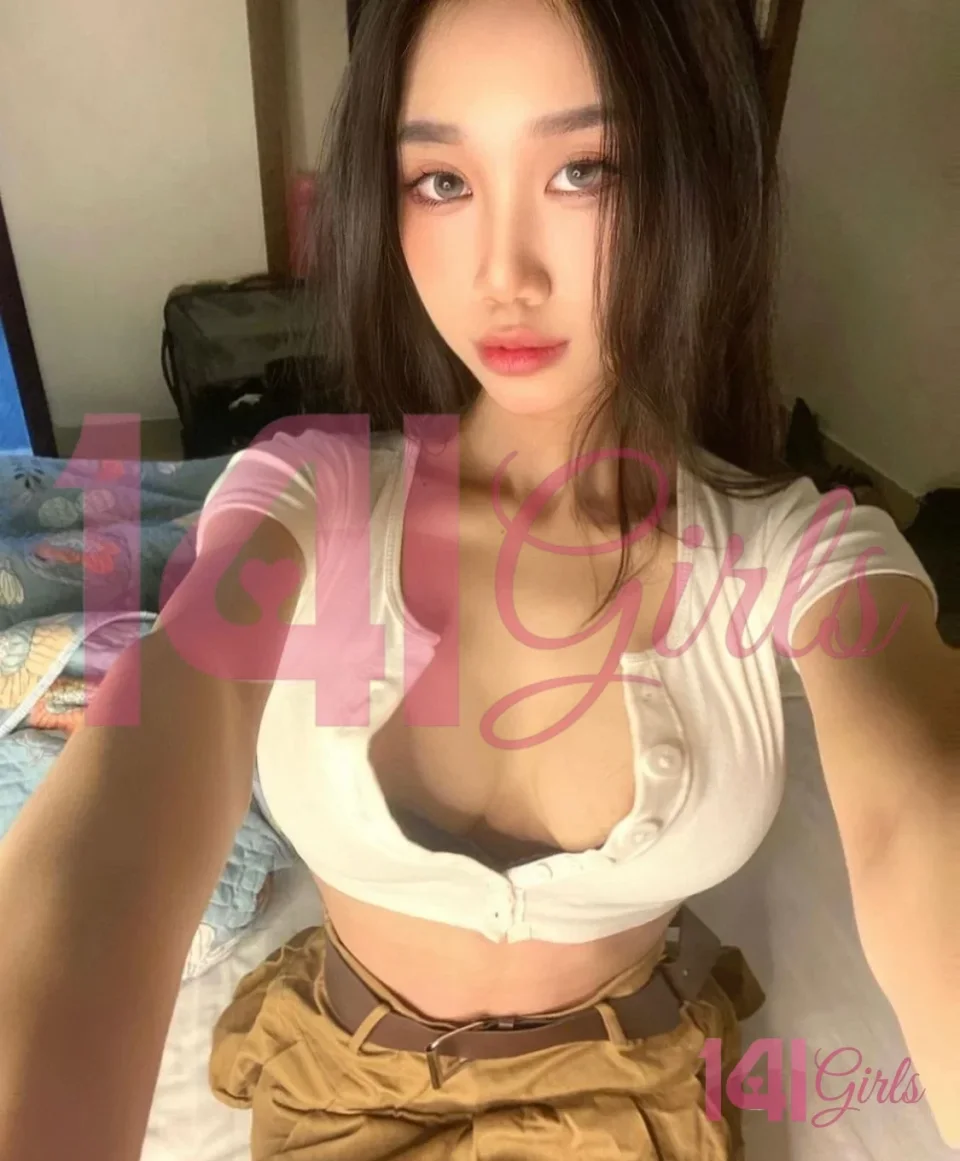 奧塔薇 照片 5 - 香港，25 歲，阿拉伯, 標準, 黑髮, 169 厘米, 47 公斤, 胸圍 C
