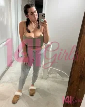 佩妮洛 照片 2 - 香港，27 歲，歐洲, 纖瘦, 黑髮, 171 厘米, 35 公斤, 胸圍 A