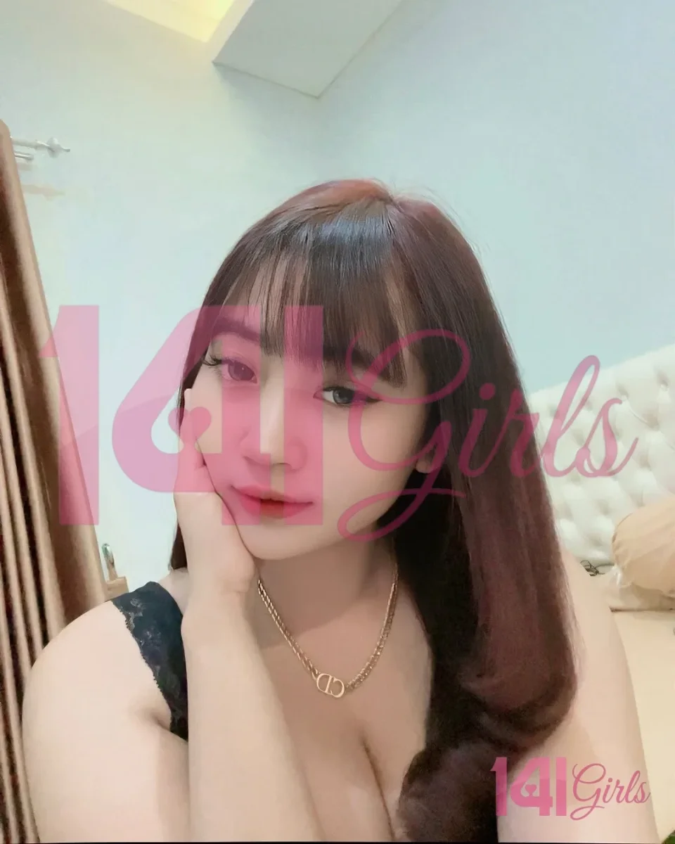 蕾雯 照片 2 - 香港，22 歲，纖瘦, 黑髮, 168 厘米, 49 公斤, 胸圍 C