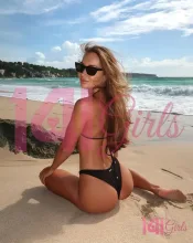Rebecca photo 2 in Hong Kong: 26 years old, asian, slim, brown hair, 170 cm, 54 kg, B bust