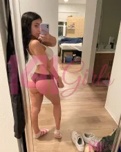 Rosella photo 3 in Hong Kong: 27 years old, european, curvy, black hair, 170 cm, 55 kg, C bust