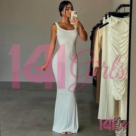 Sage photo 1 in Hong Kong: 26 years old, european, curvy, black hair, 172 cm, 56 kg, B bust
